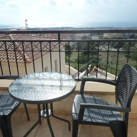 Apartment Imperial 11, Romela - 2 Bedroom Townhouse With Seaviews Peyia