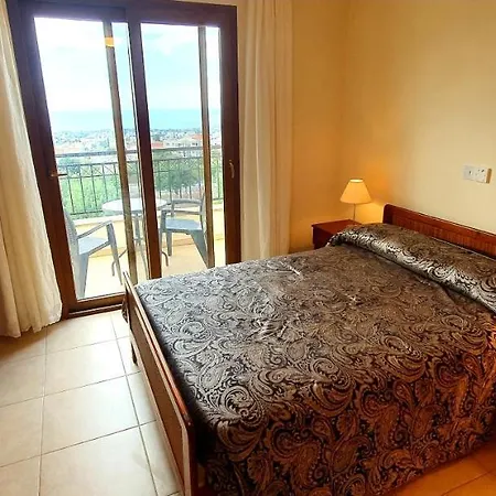 Imperial 11, Romela - 2 Bedroom Townhouse With Seaviews